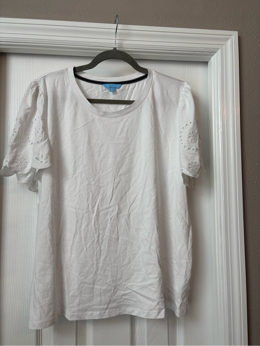 Draper James White Cotton Tee with Navy Trim